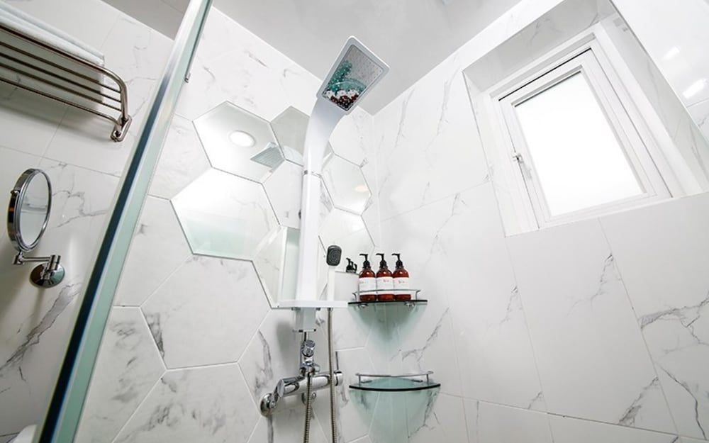 Busan S Stay Pension Room (Suite Room 502) 10