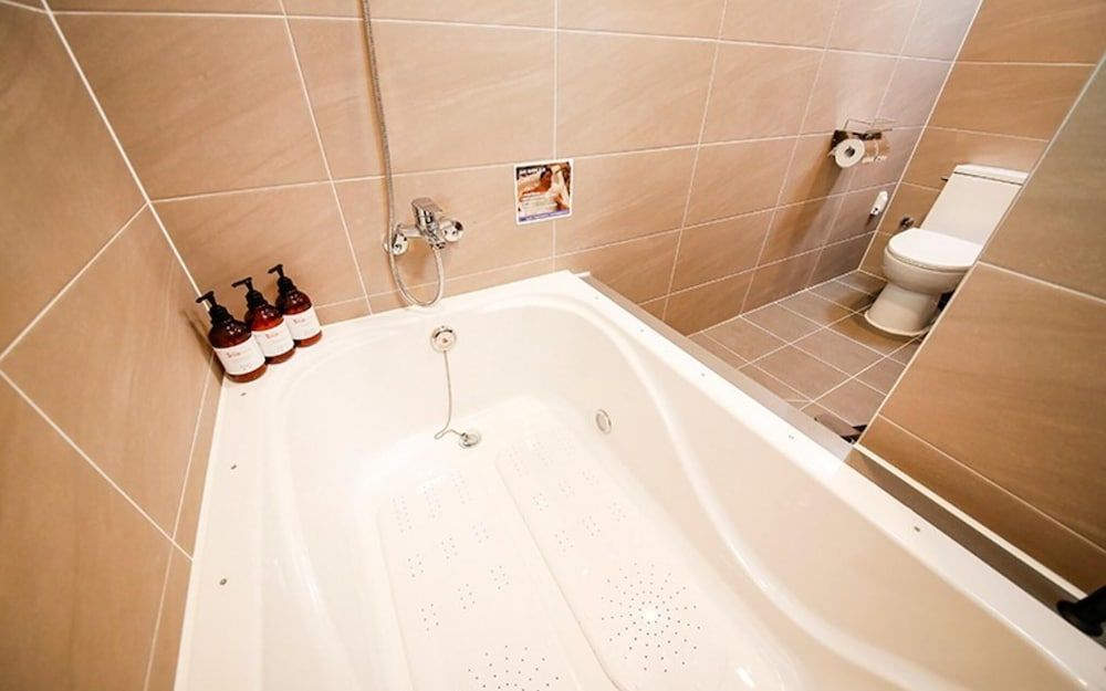 Busan S Stay Pension Room (Standard room 204) 10