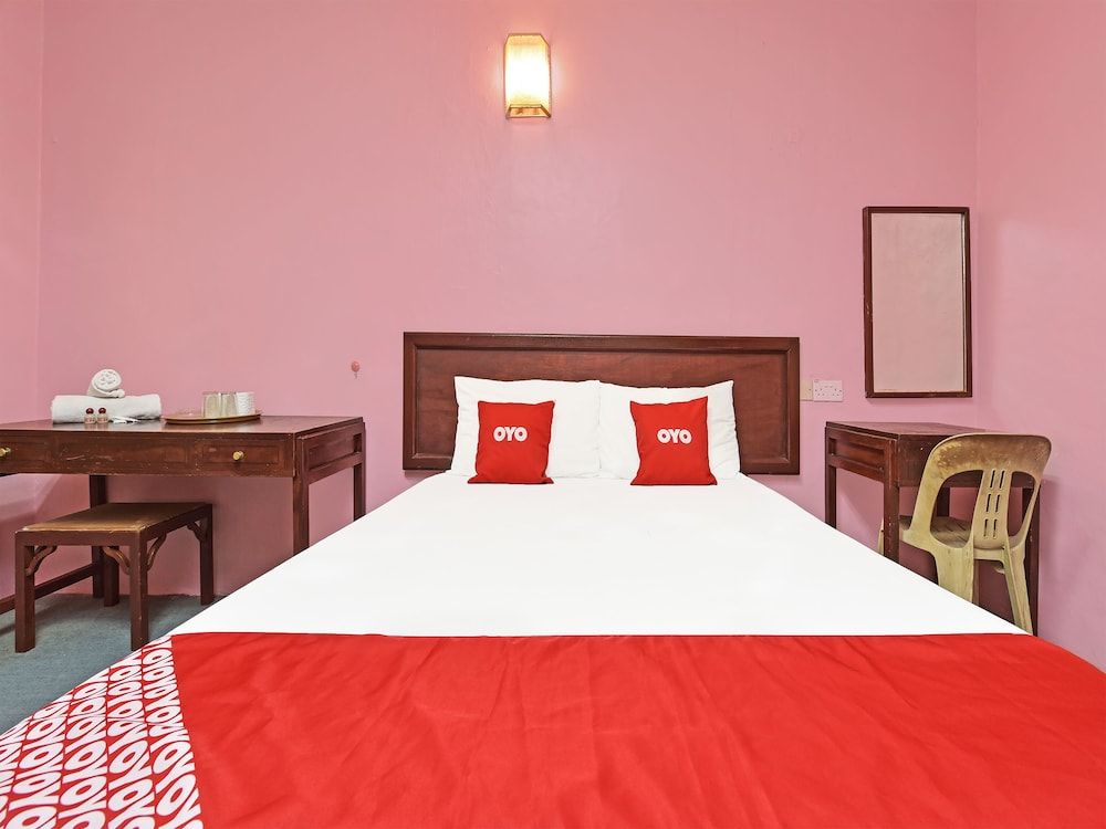 Hotel O Villa De Rose Deluxe Double Room