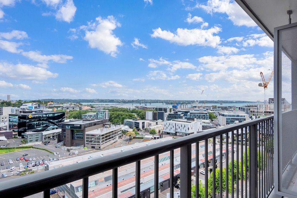 Harbour View Two Bedroom Apartment Apartment 7