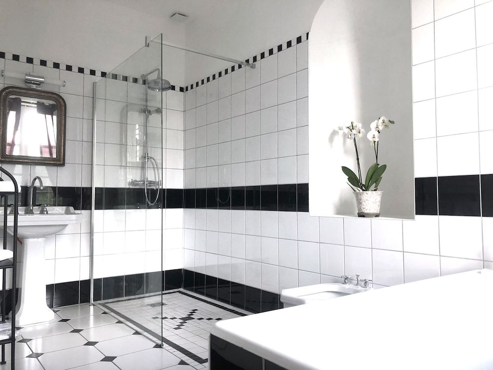 Castel Saint-Léonard Deluxe Double or Twin Room, Garden View 6