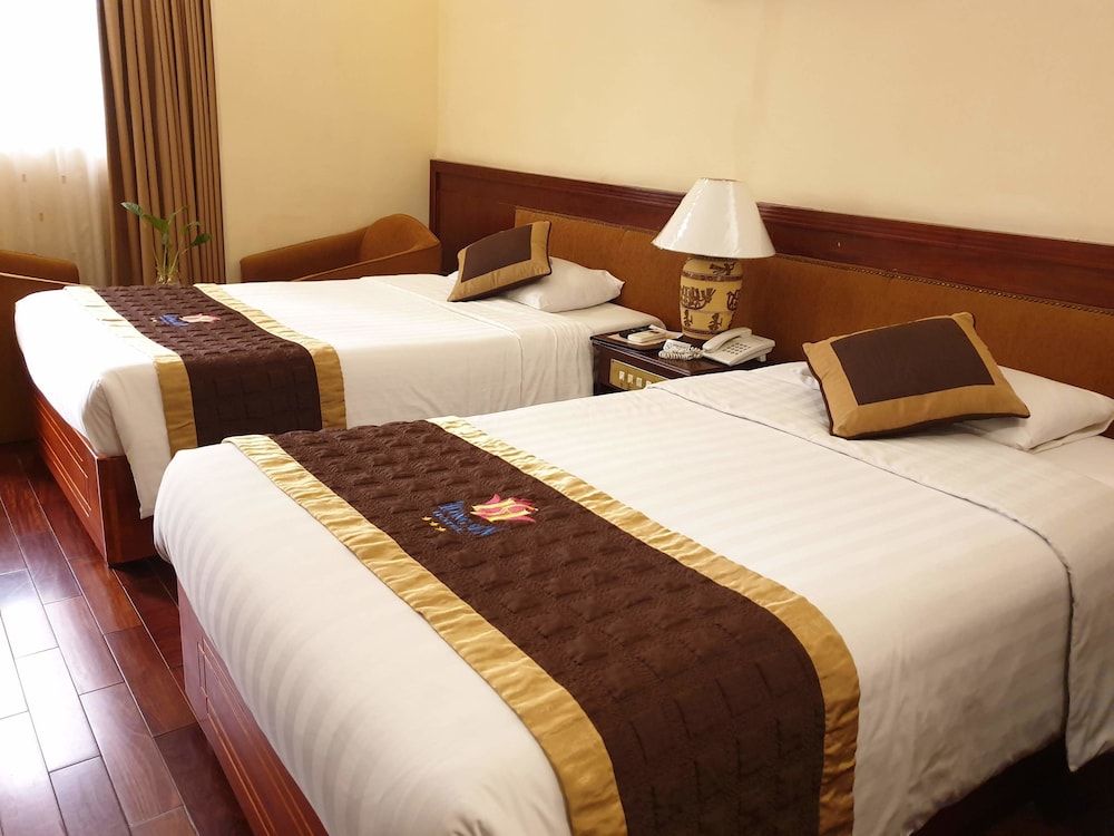 undefined Huong Sen Hotel 4