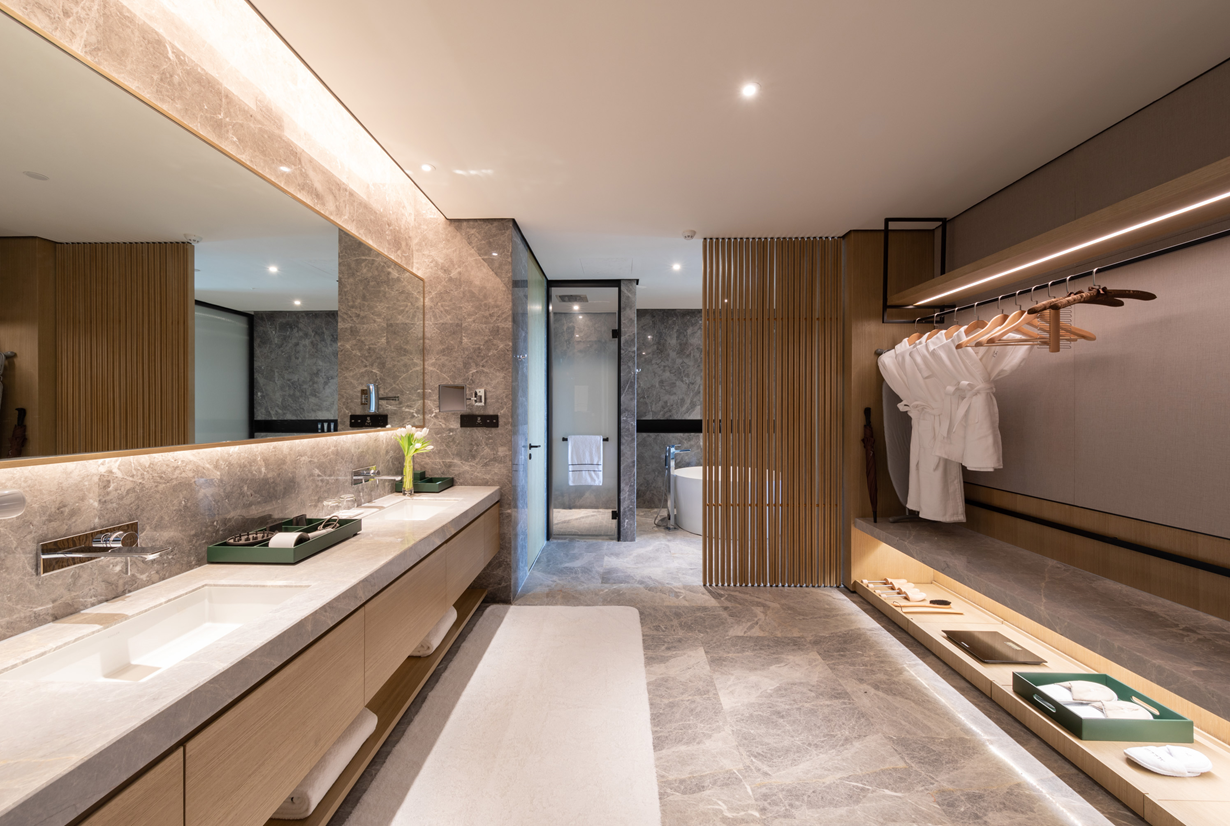 Melia Guestroom With Lake View