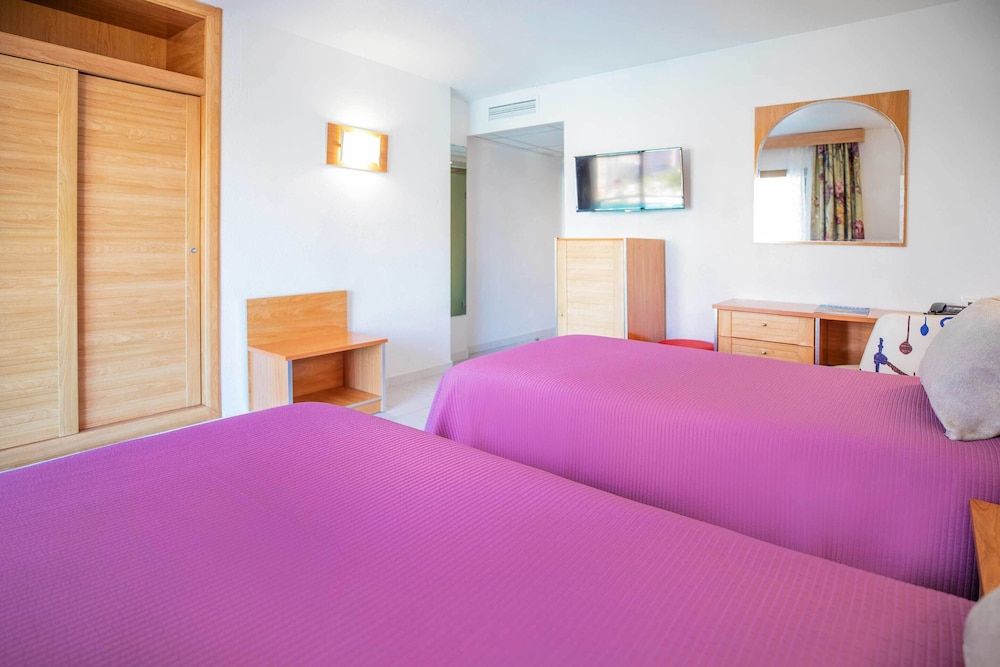 Hotel Servigroup Venus Double Room, Balcony (2 Adults + 1 Child) 3