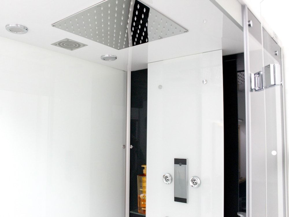 Appart Hotel Relax Spa Luxury Apartment, Ensuite, Garden View 5