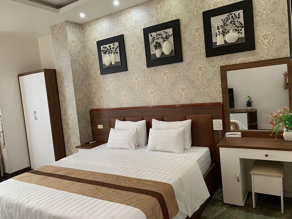 undefined Nhat Ly Hotel