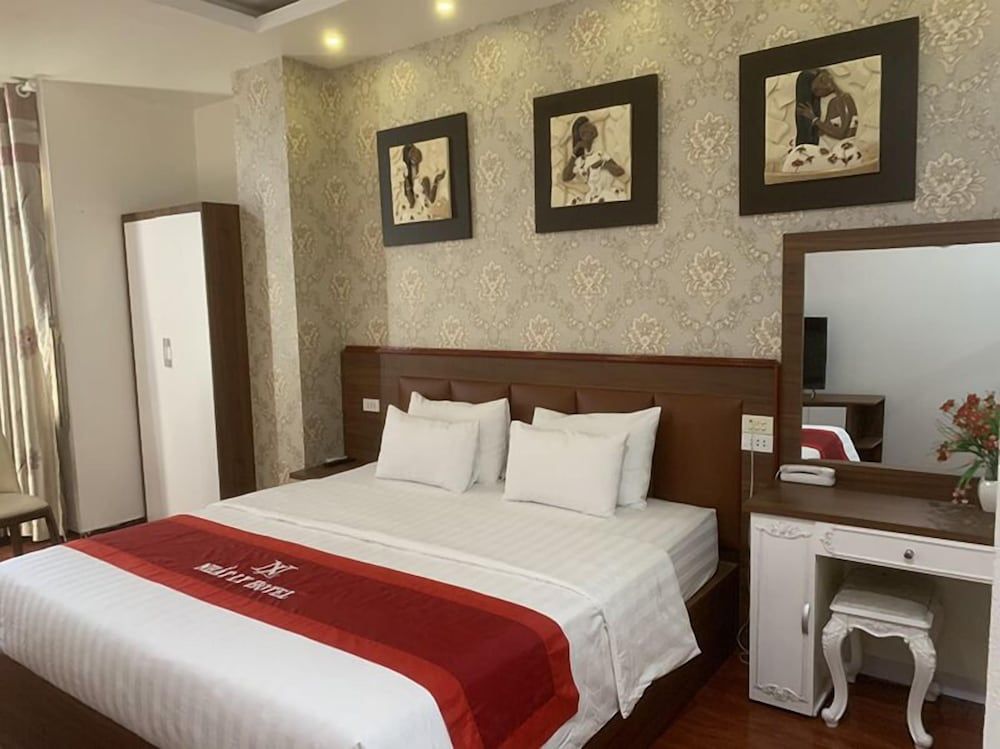 undefined Nhat Ly Hotel 5