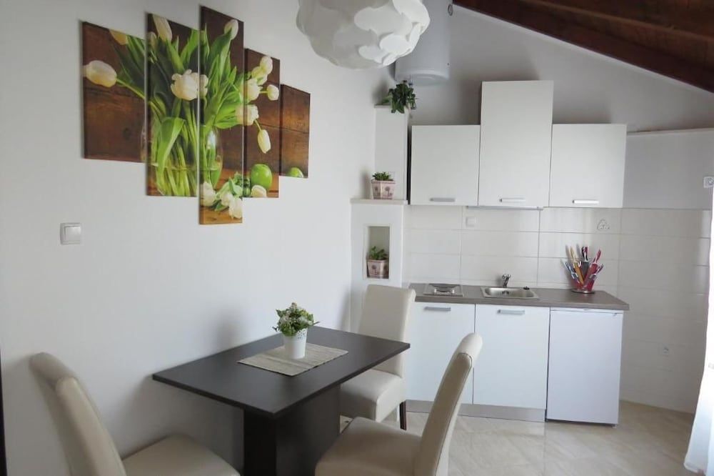 Apartments Nada Apartment 6