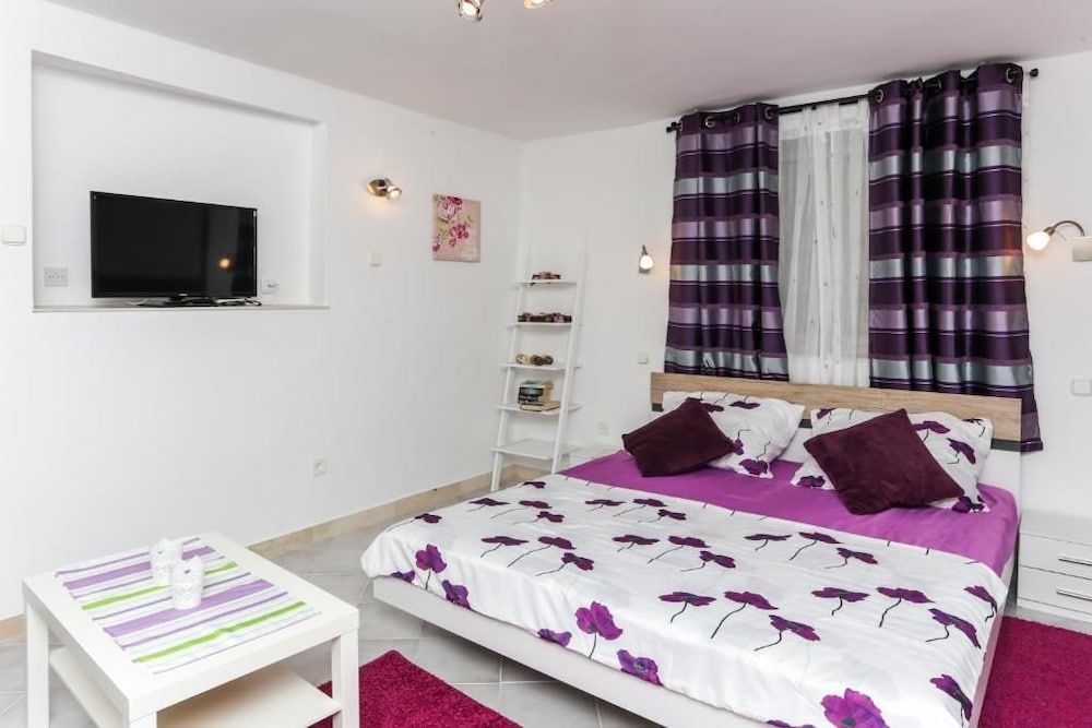 undefined Apartments Nada 3