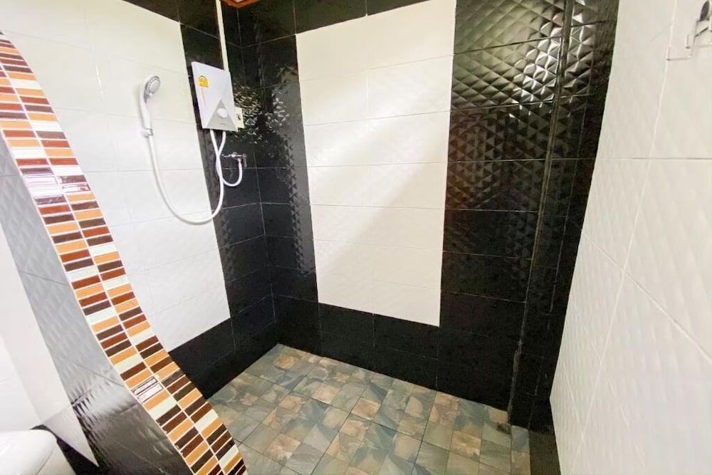 Koh Kood Far East Resort Standard Double Room 9