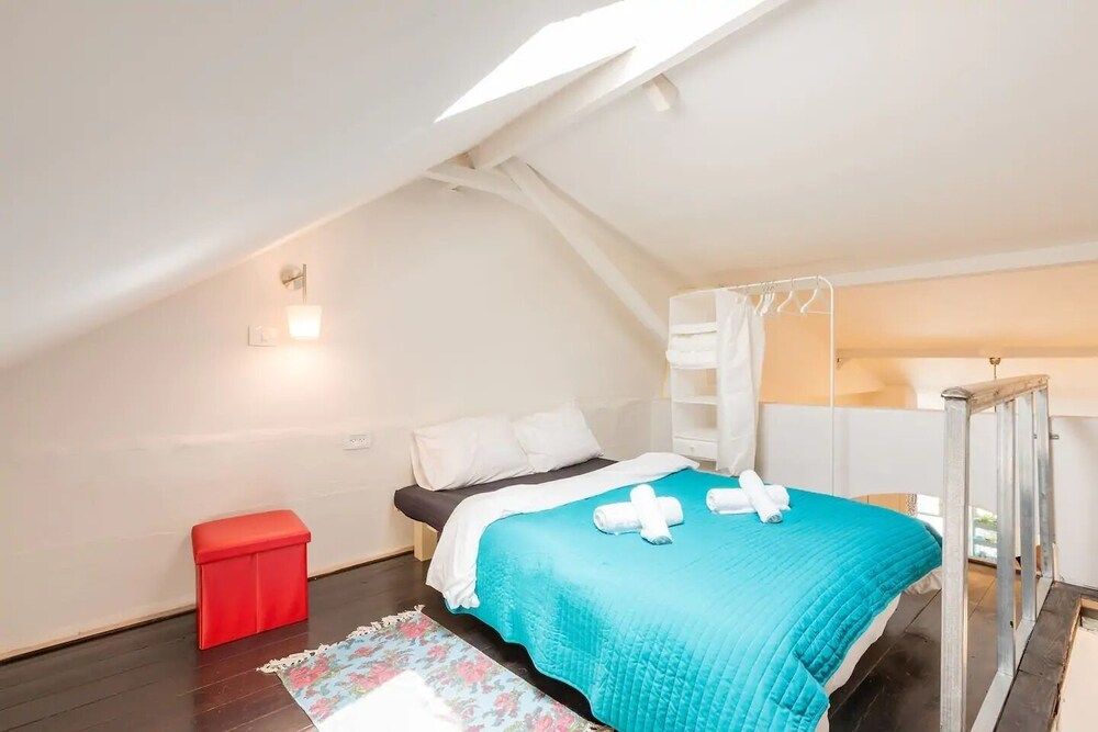 undefined Home of Art in Neve-Tzedek Heart