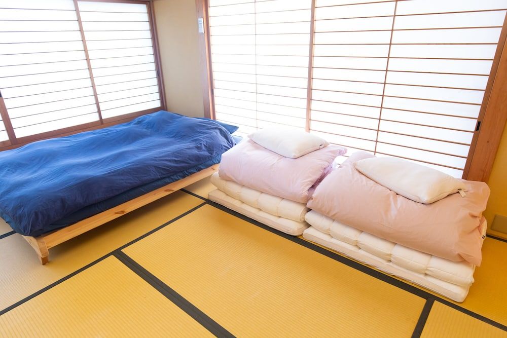 2 Bedrooms Villa