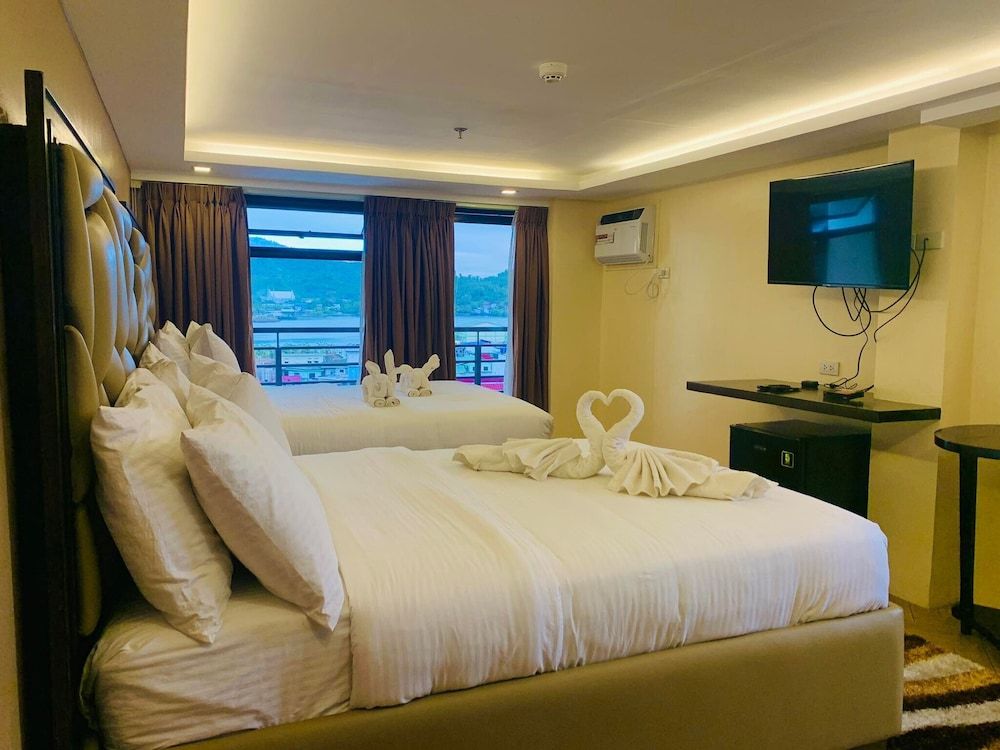 Treasure Island Hotel