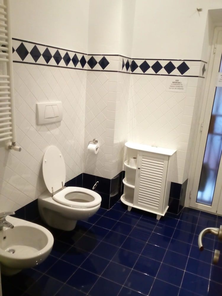 undefined Pantheon 2 bedroom up 5 persons 9