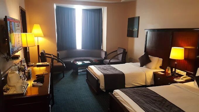 The Royal Plaza- A Sarovar Hotel Club Non Valley Single Room - RBl - YCHS 5