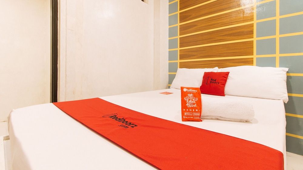 undefined RedDoorz @ PIY Margal Sampaloc Manila 2