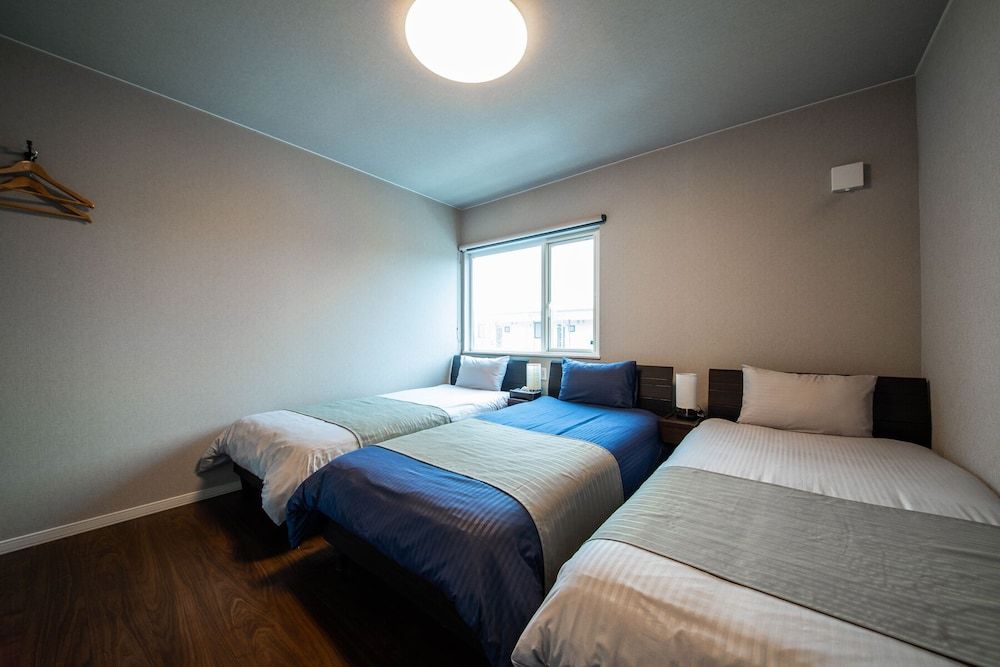 THE SUNLOUNGE House 14