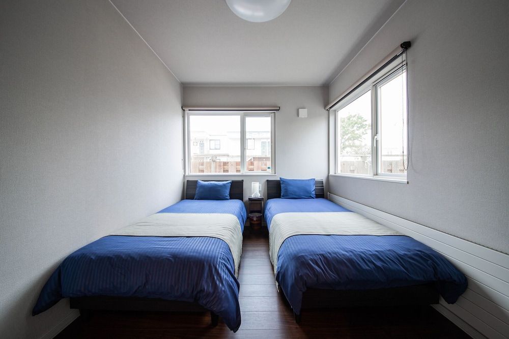 THE SUNLOUNGE House 19