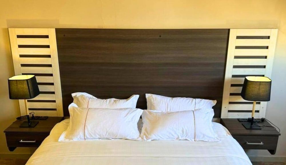 undefined BQ HOTEL SUITES 7