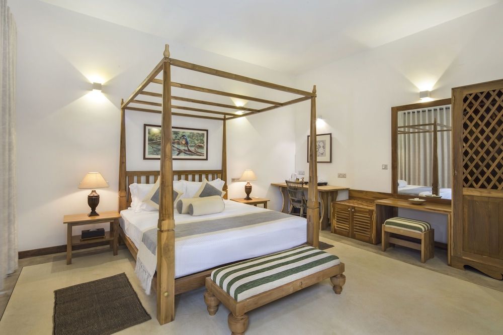 Bilin Tree House Deluxe Double Room, 1 Queen Bed, Pool View