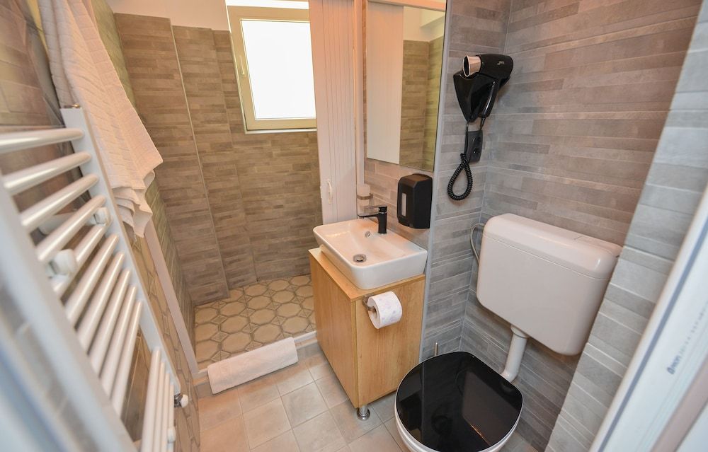 undefined One by One - Adam's Studio - Cismigiu Gardens 9