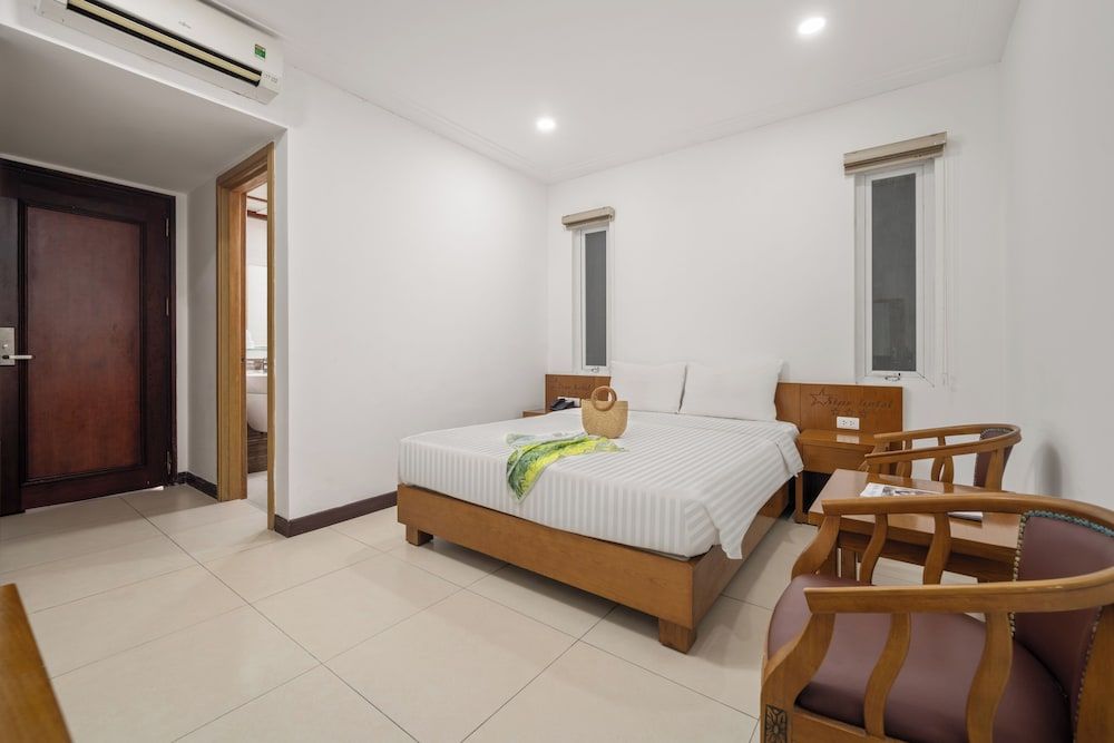 undefined Star Hotel and Spa Da Nang 4