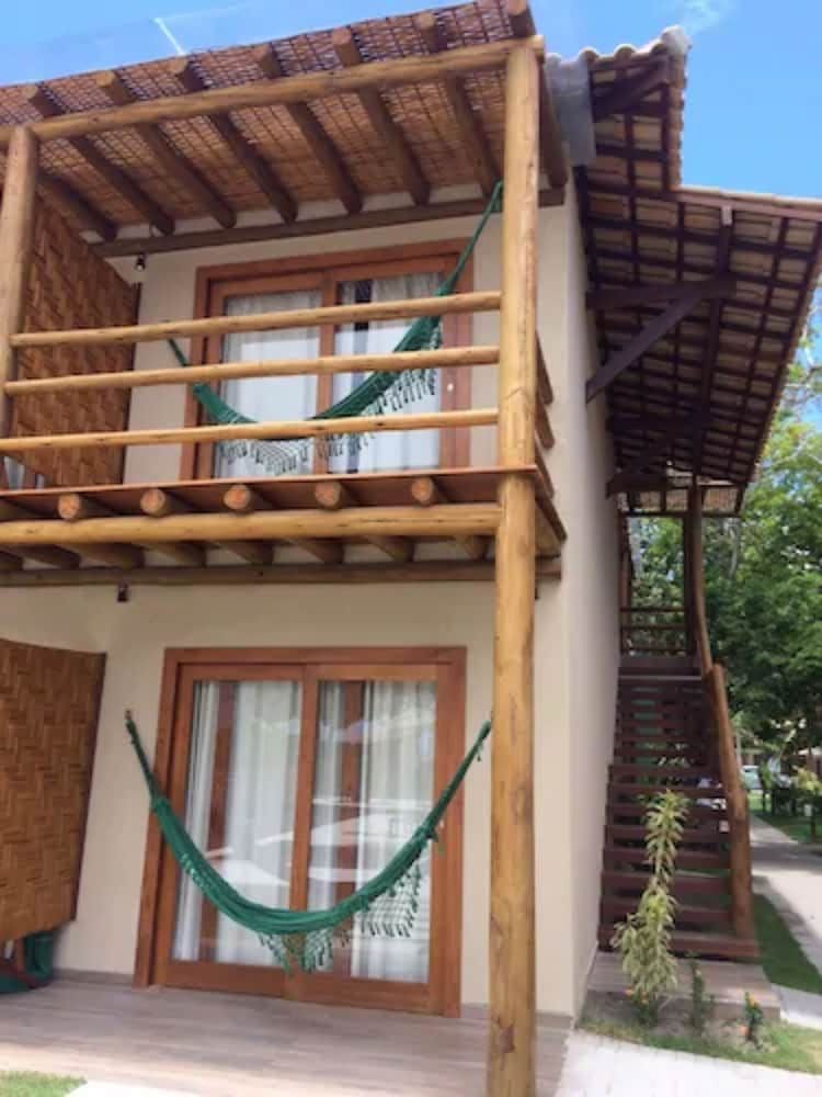 Ravenala Hotel