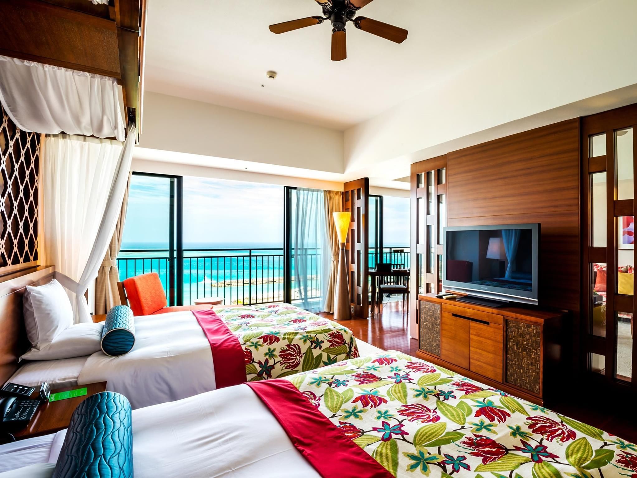Royal Ocean View Suite with Lounge Access