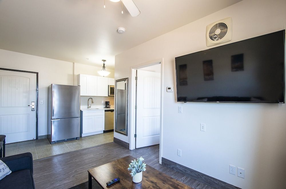 The Vistas Premium Apartment 8