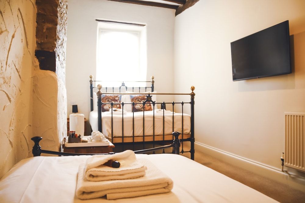 The Old Crown Coaching Inn Family Triple Room