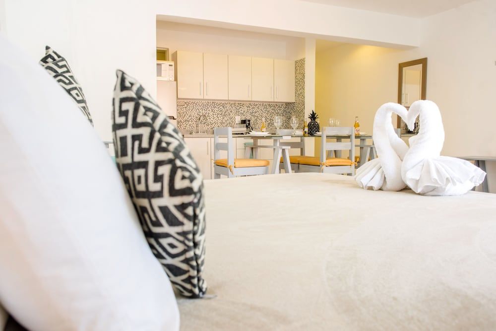 undefined 5th Coral Suite by Ixchel 5