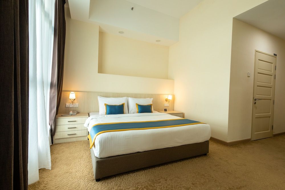 undefined Zecon Hotel 3