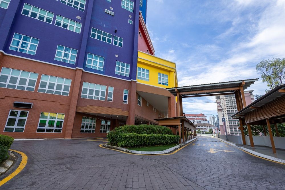 undefined Zecon Hotel 5