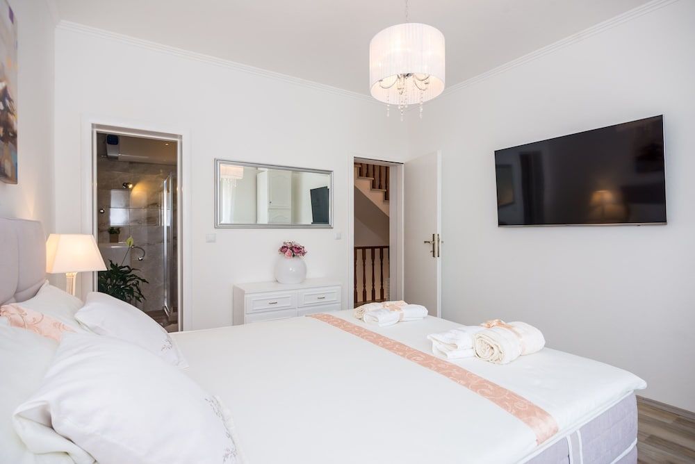 undefined Apartment and Rooms Duja 2