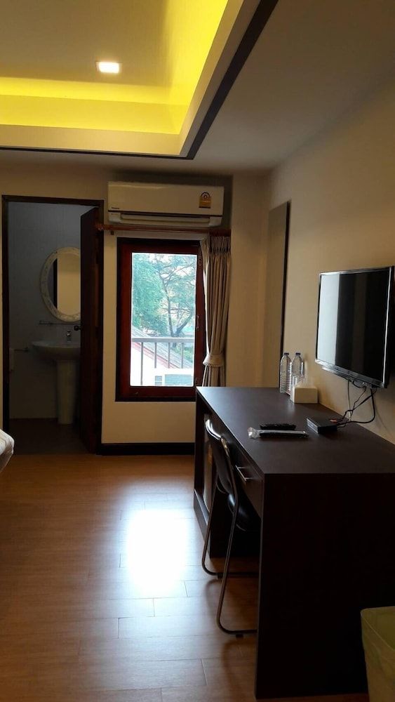 Chorlada Lanna Hotel Classic Double Room 10