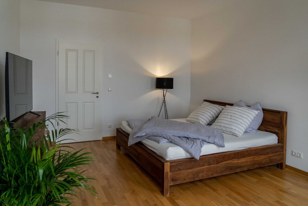 undefined König Albert Residenz 7