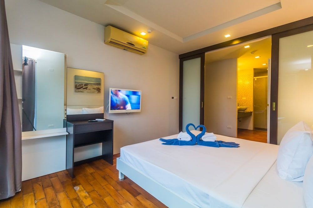 undefined Heaven Lagoon Apartments by Lofty 5