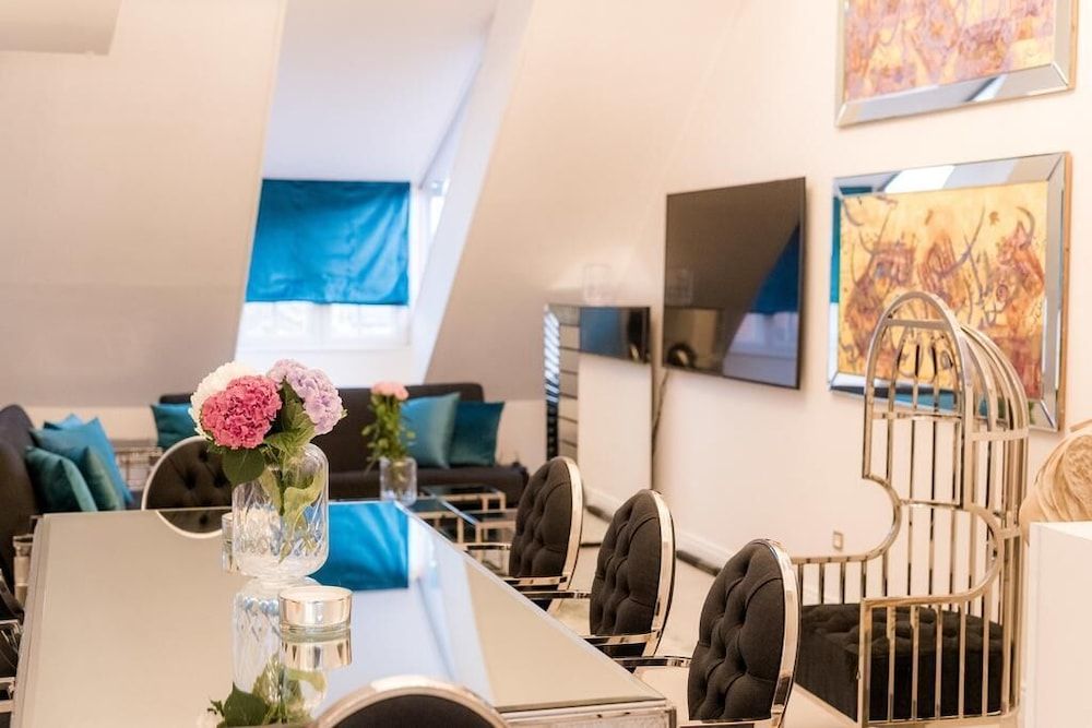 undefined AB Ljubljana - The Residence 7