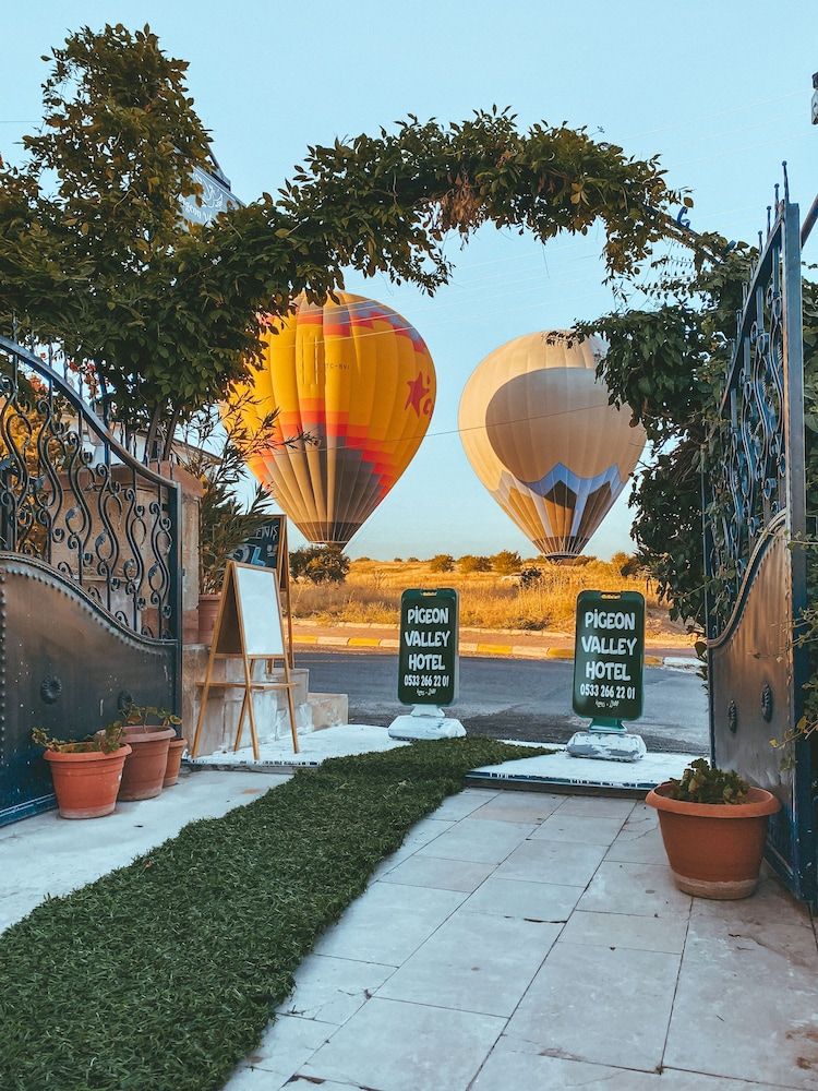 undefined Pigeon Valley Stone House 6