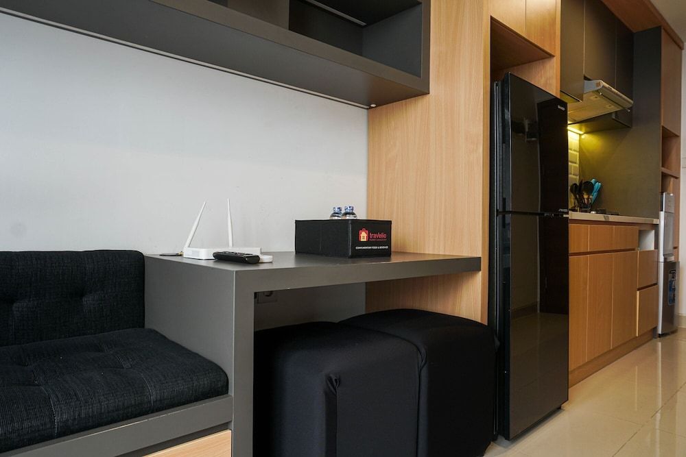 undefined Well Appointed Studio West Vista Apartment 10