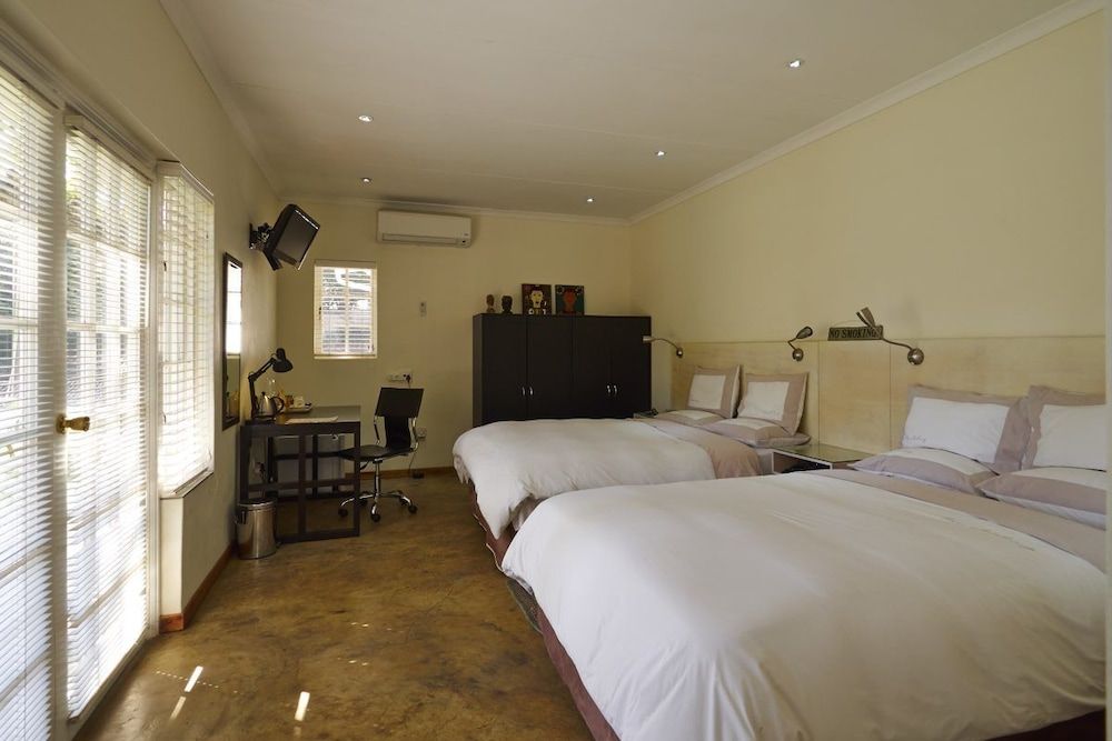 undefined Ten Stirling B&B 2