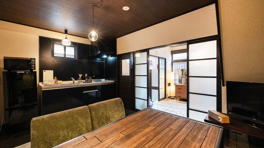 Shiori Japanese Style Townhouse 11