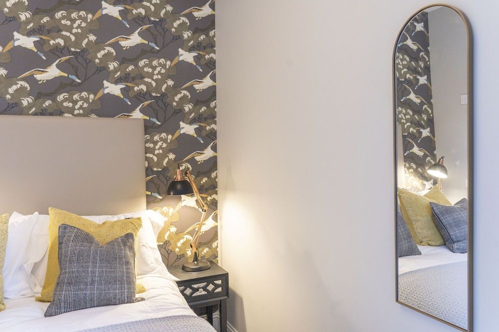 The Woodside Deluxe Double Room 7