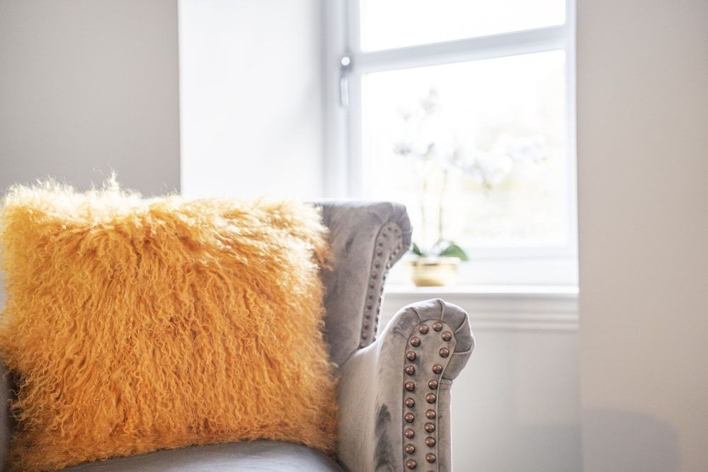 The Woodside Deluxe King Room 13