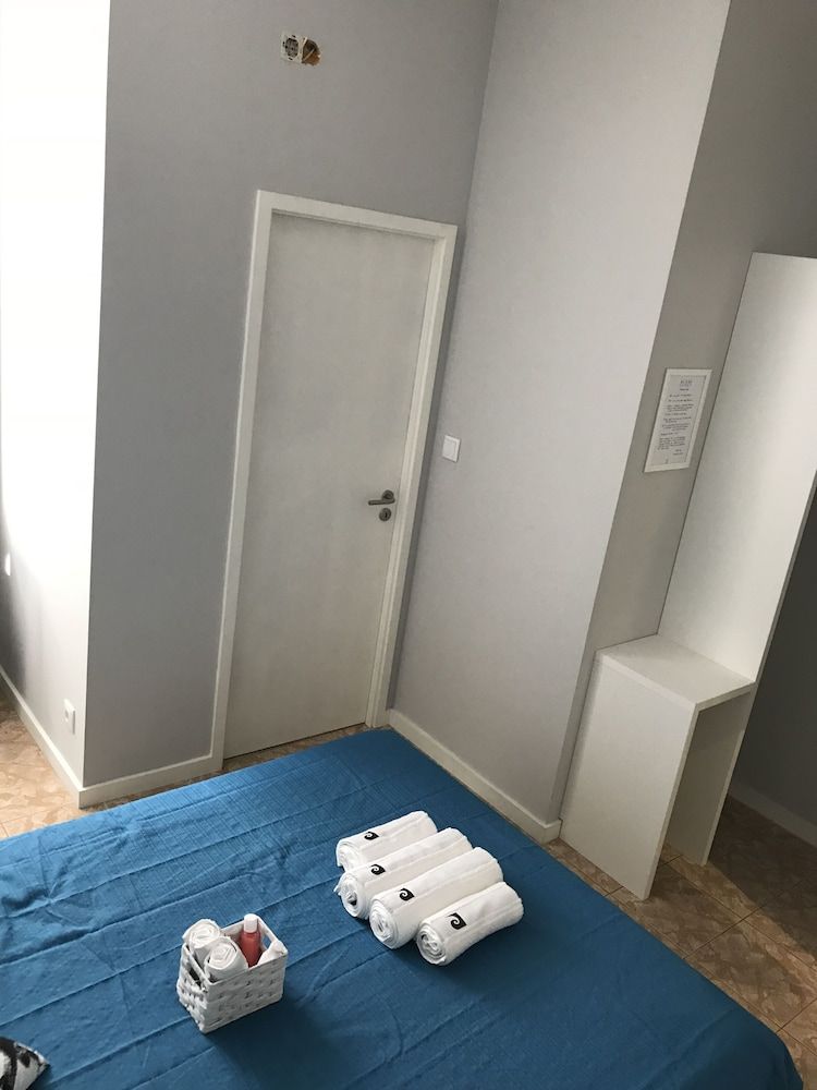 H.ö.H Double Room, Private Bathroom 4