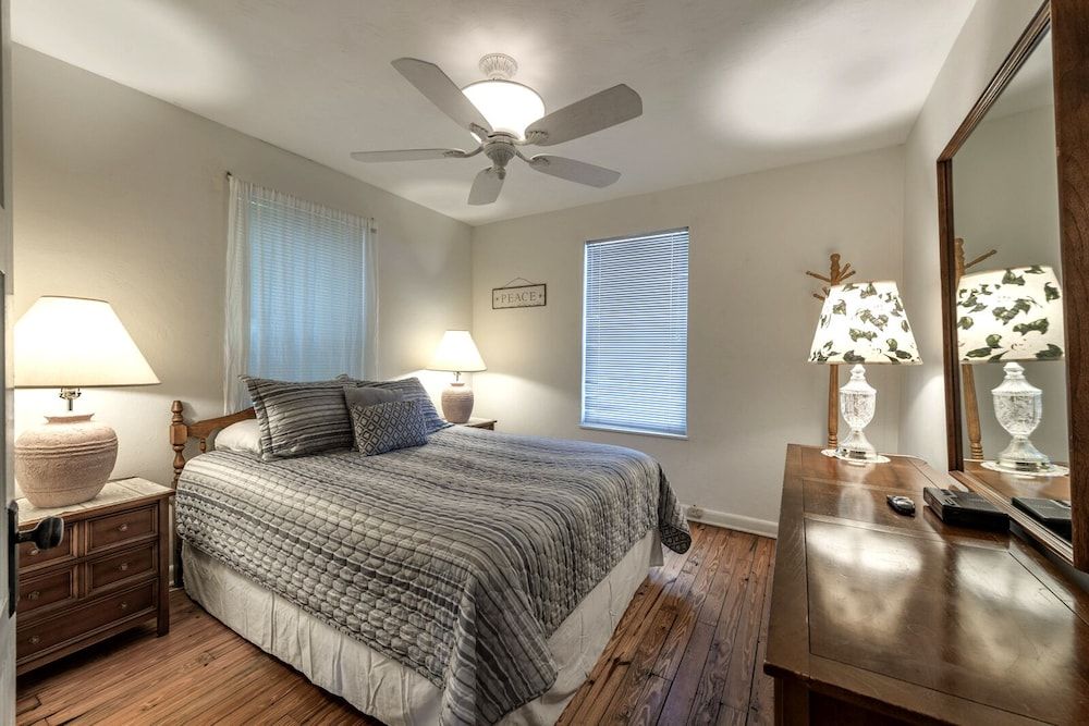 Historic Tremain Cottages The Garden, Pet Friendly 2