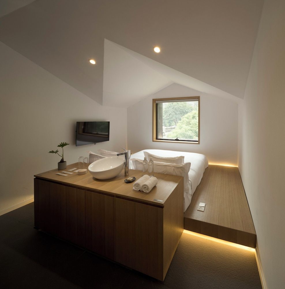 Aventree Hotel Basic Double Room (Mainland China Citizens Only)