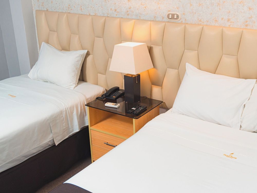 Hotel Ferre Miraflores Basic Twin Room 6