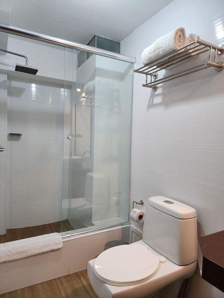 Hotel Ferre Miraflores Basic Twin Room 7