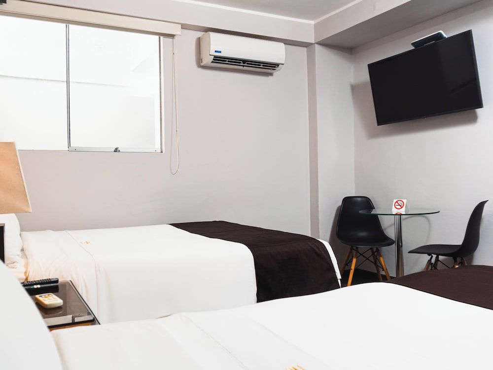 Hotel Ferre Miraflores Basic Twin Room 5